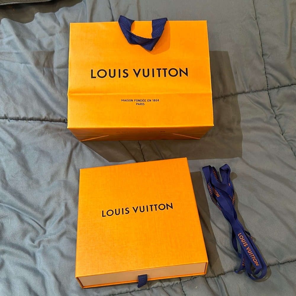 Louis Vuitton box bag and ribbon